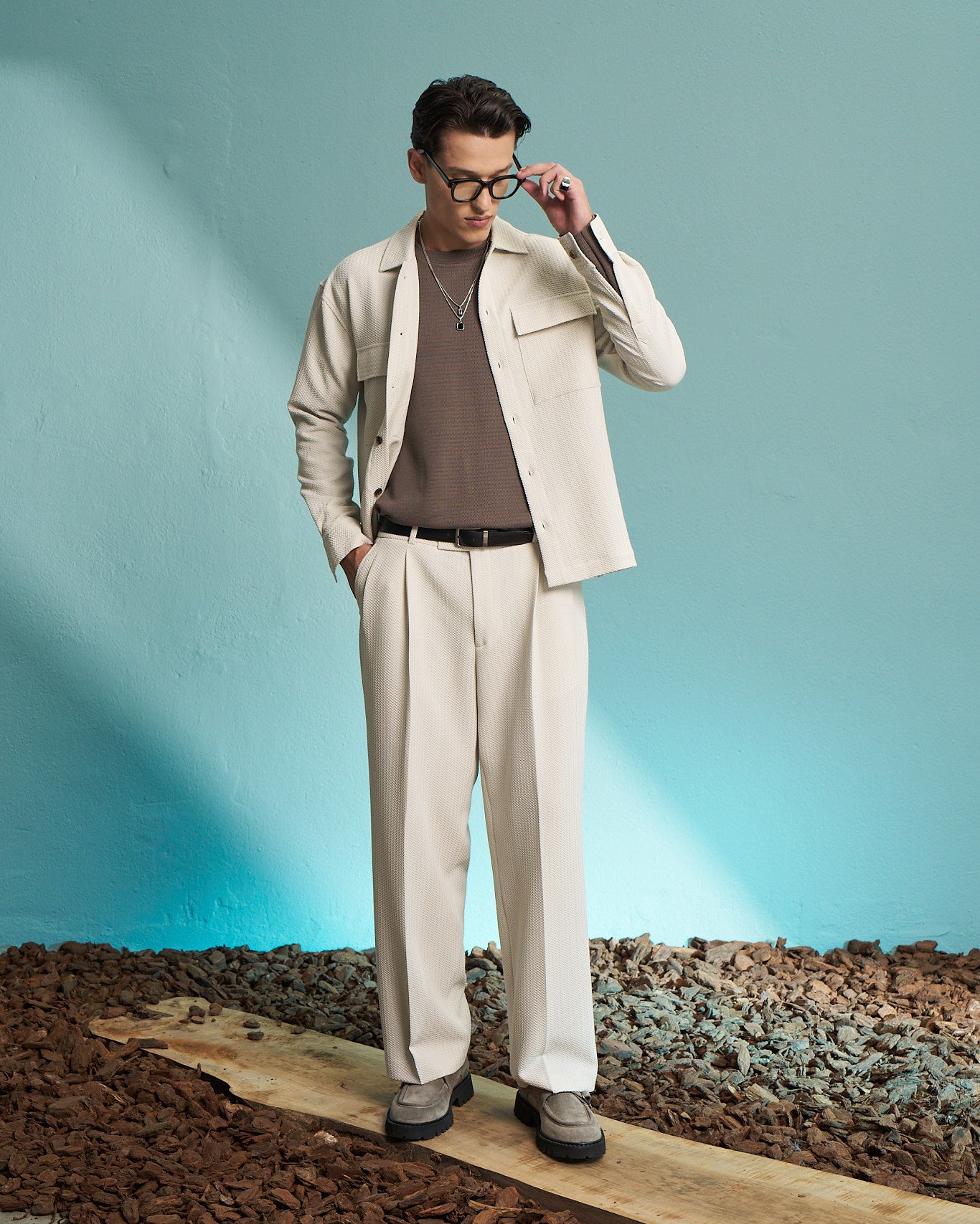 Off White Textured Wide Leg Pleated Trousers