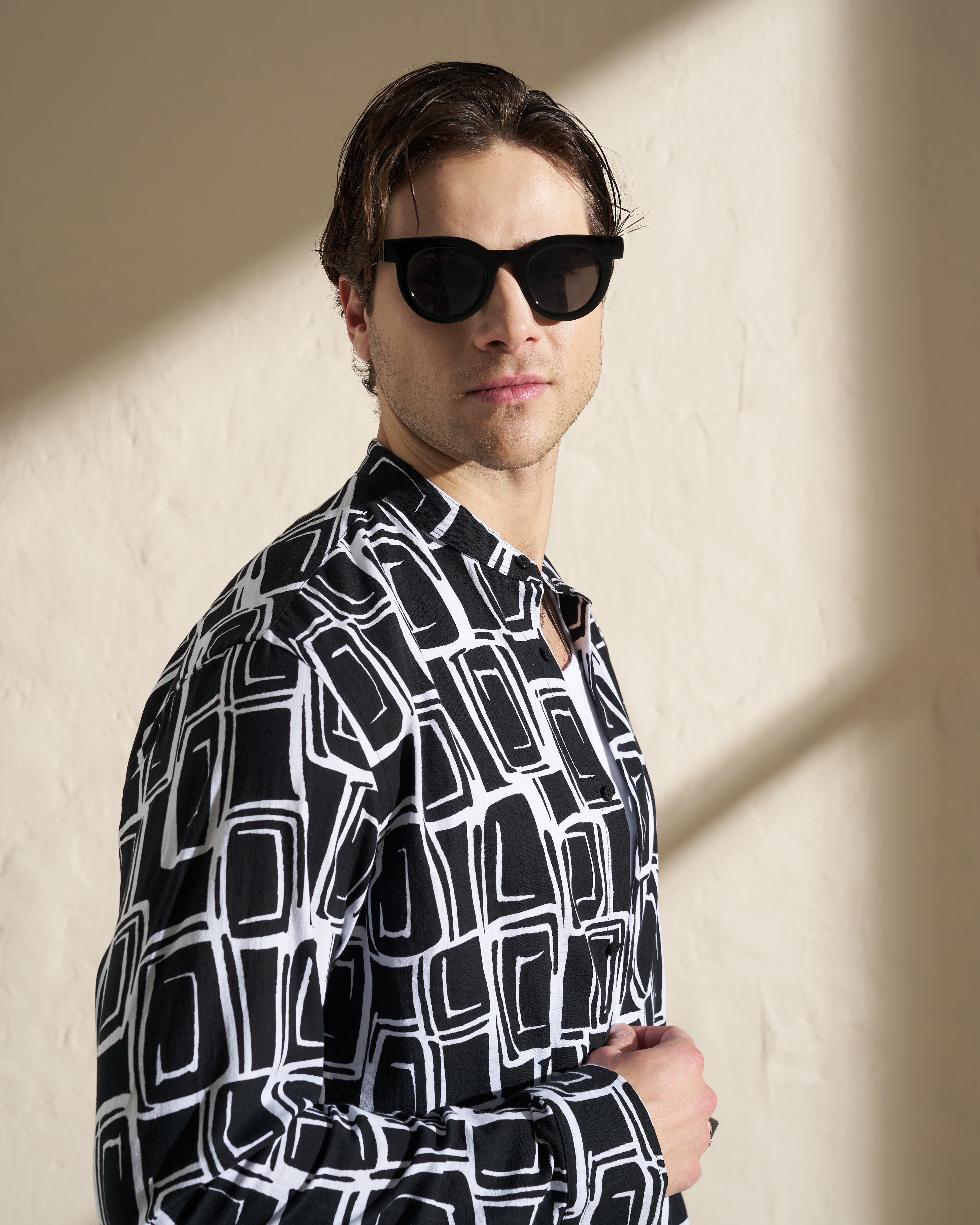 Viscose Mao Long Sleeve Shirt – Black Geometric Print