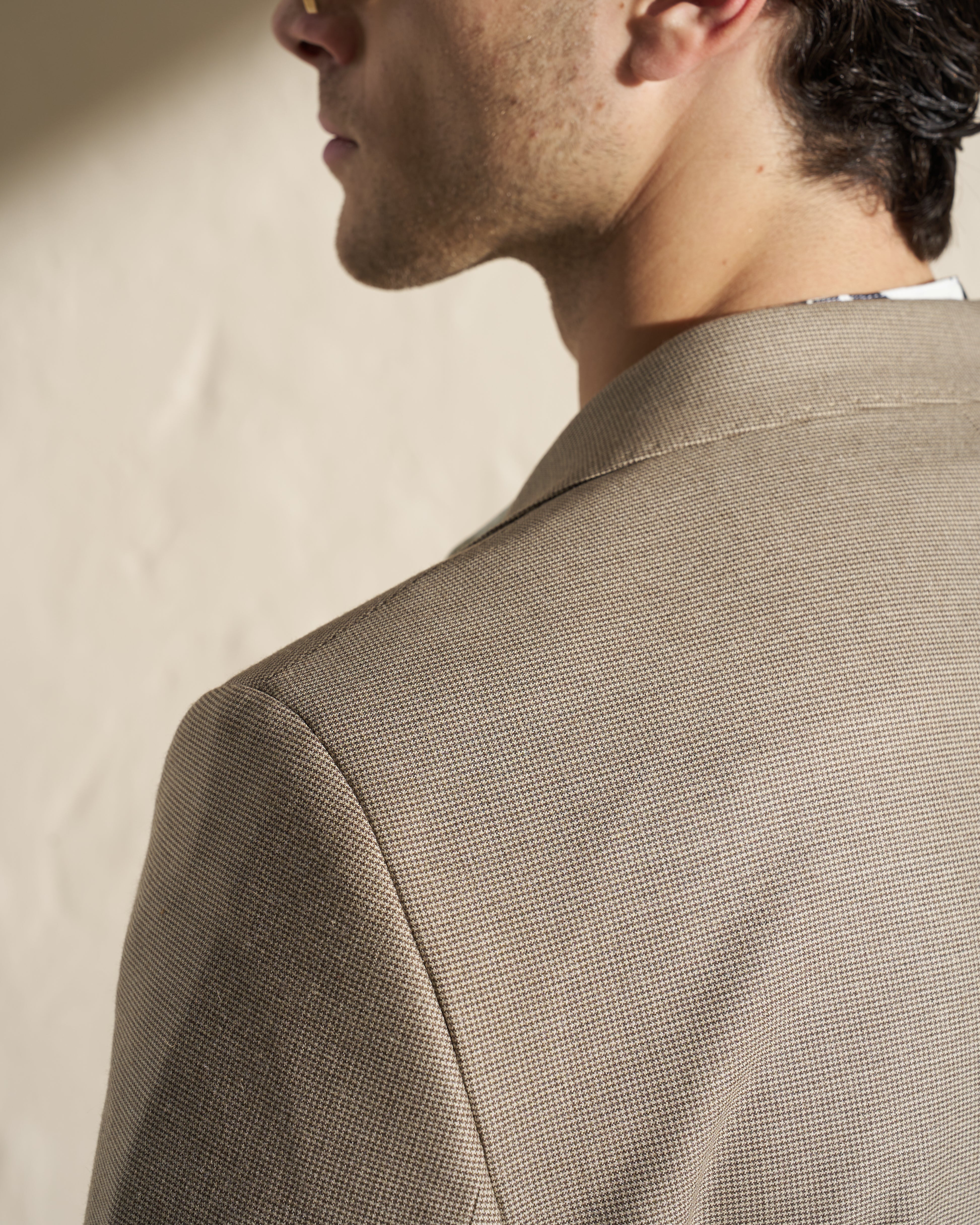 Men’s Lightweight Single-Breasted Blazer – Beige