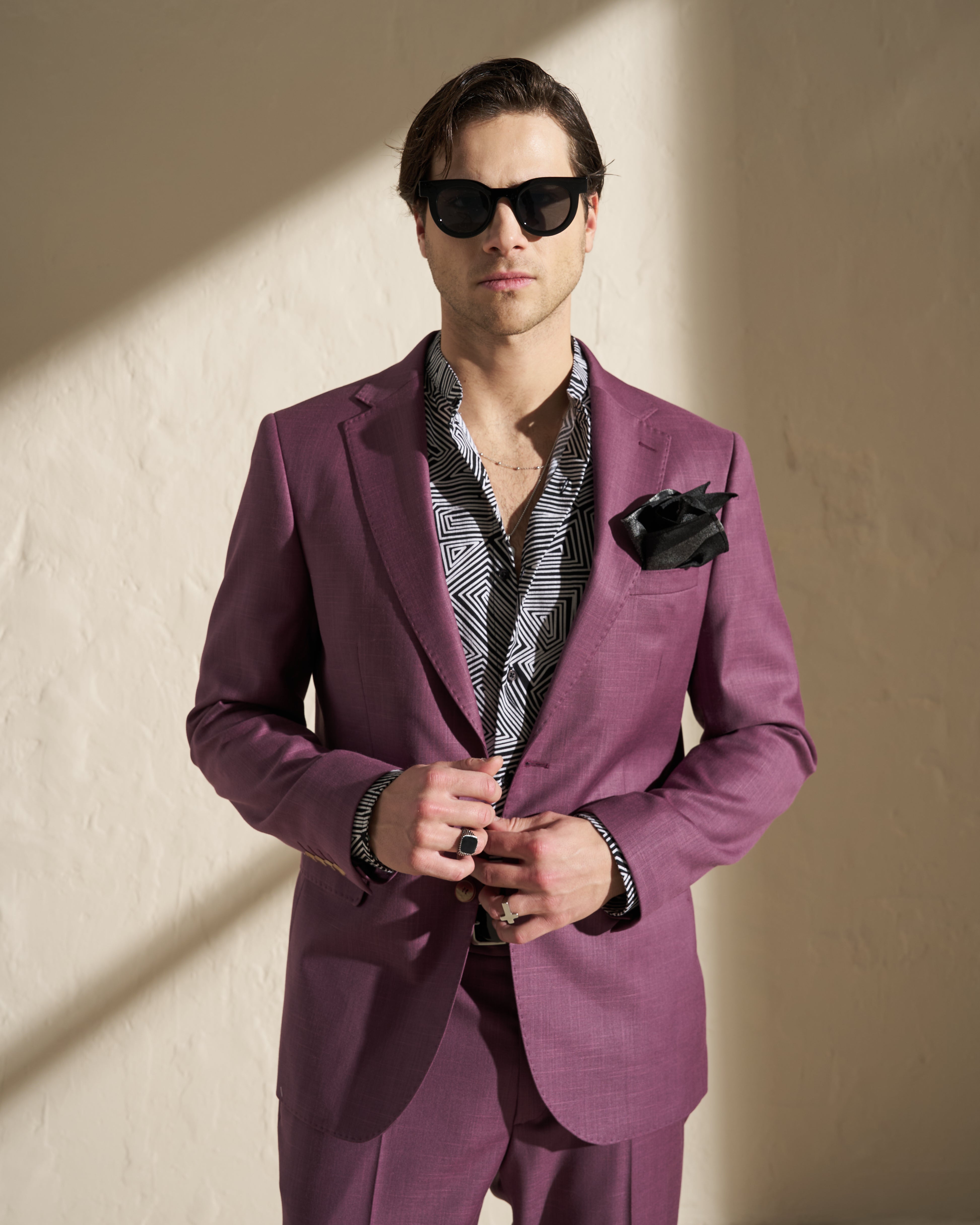 Men’s Lightweight Single-Breasted Blazer – Burgundy