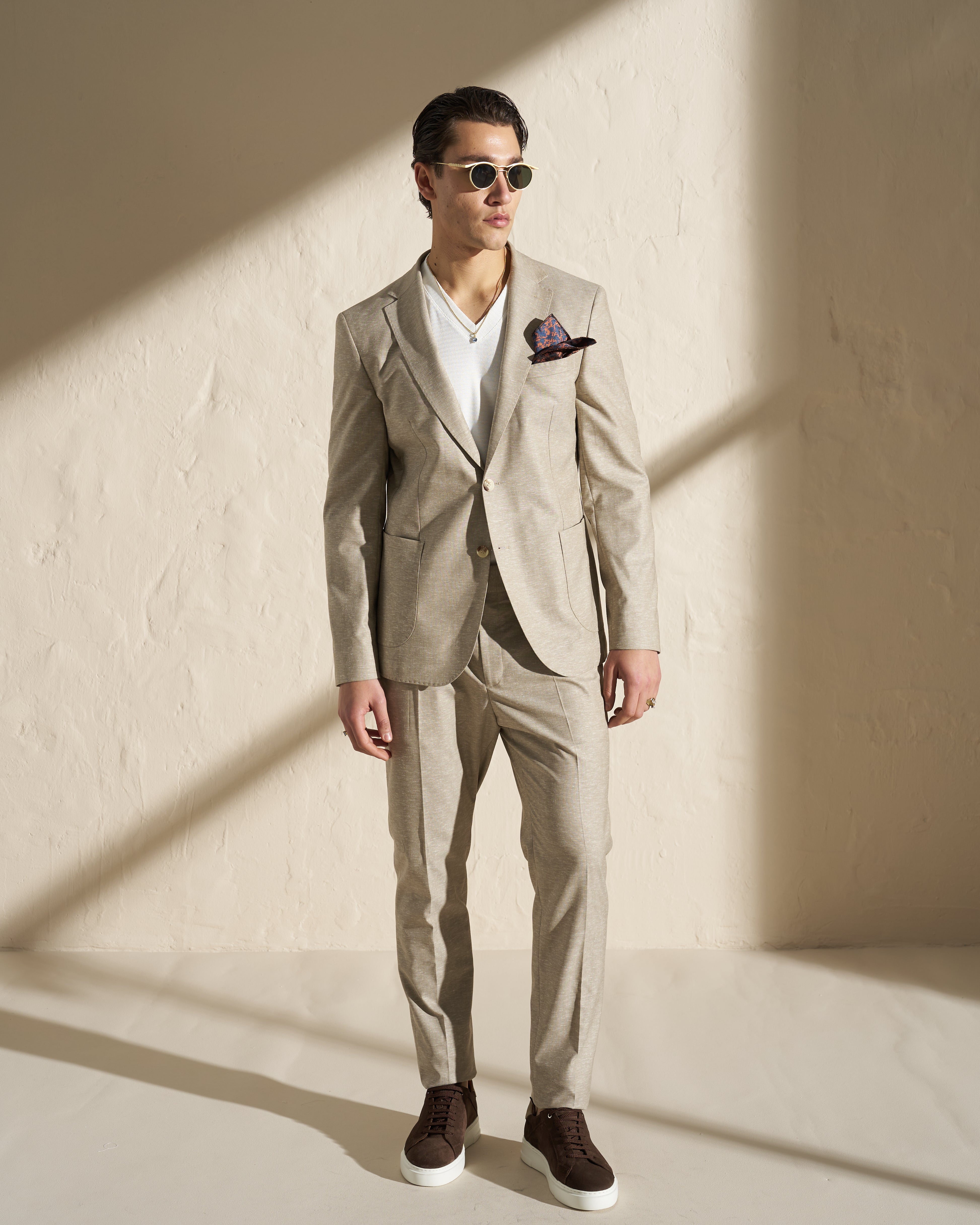 Men’s Lightweight Linen-Blend Blazer – Beige