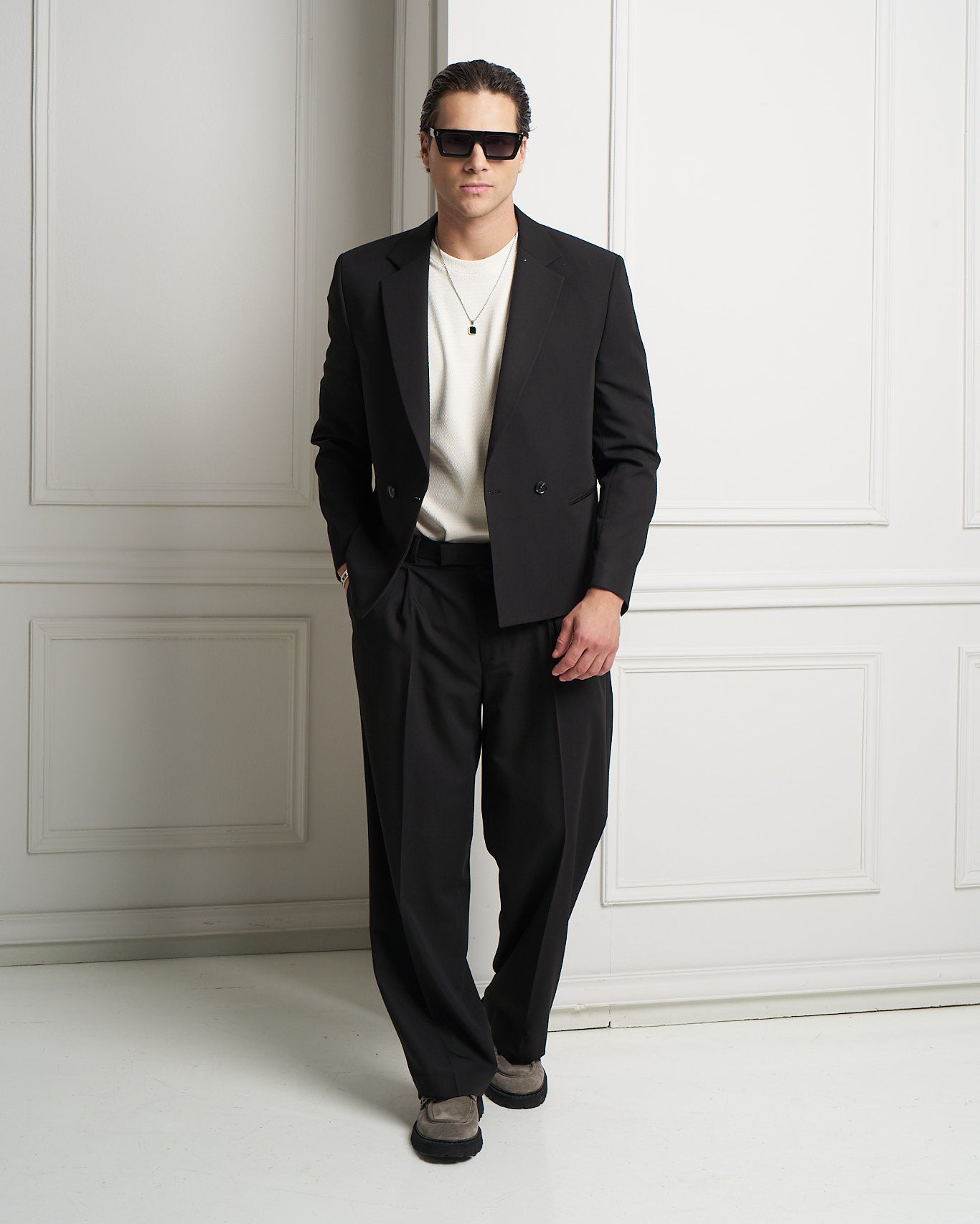 Black Wide Leg Pleated Trousers