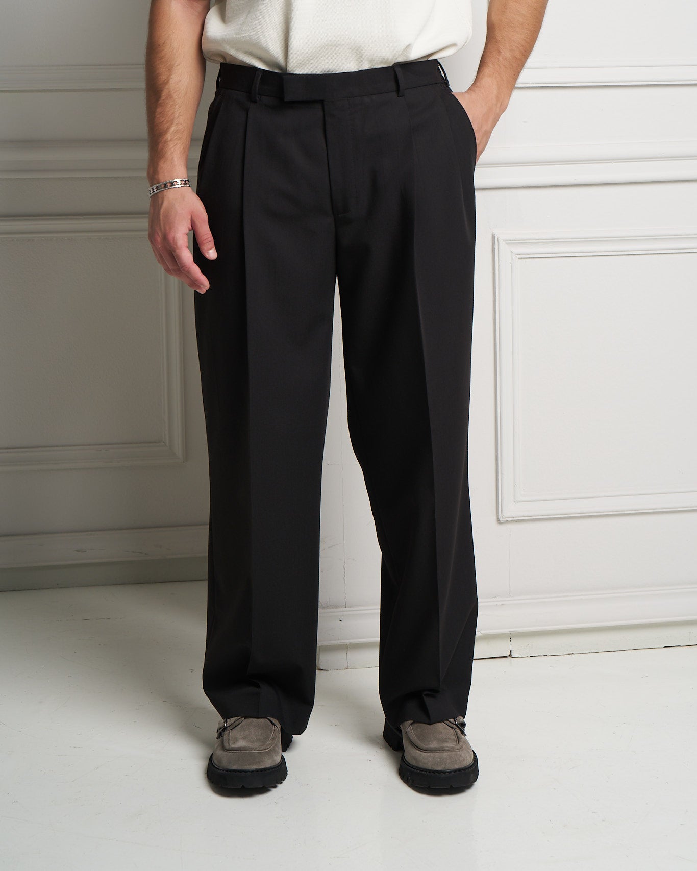 Black Wide Leg Pleated Trousers