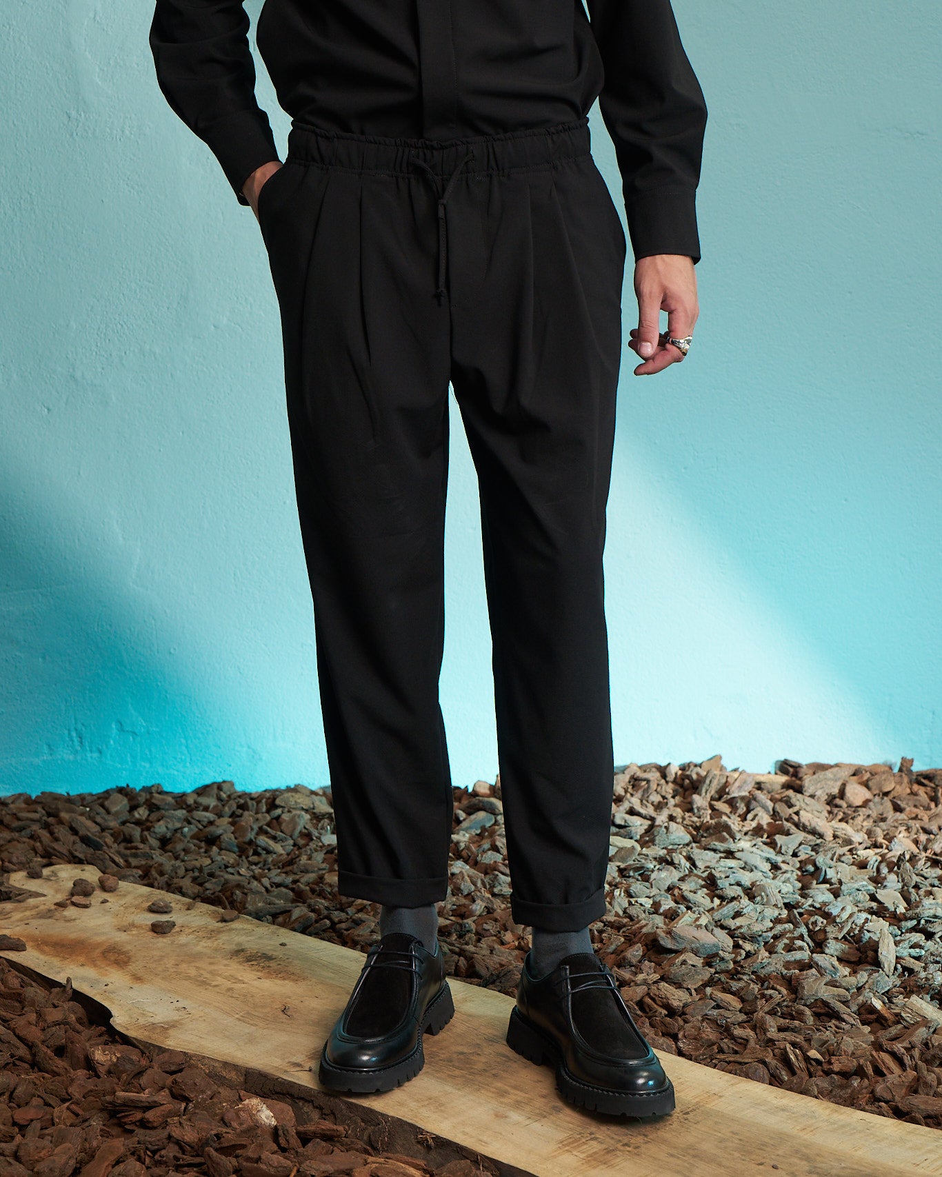 Black Pleated Drawstring Trousers