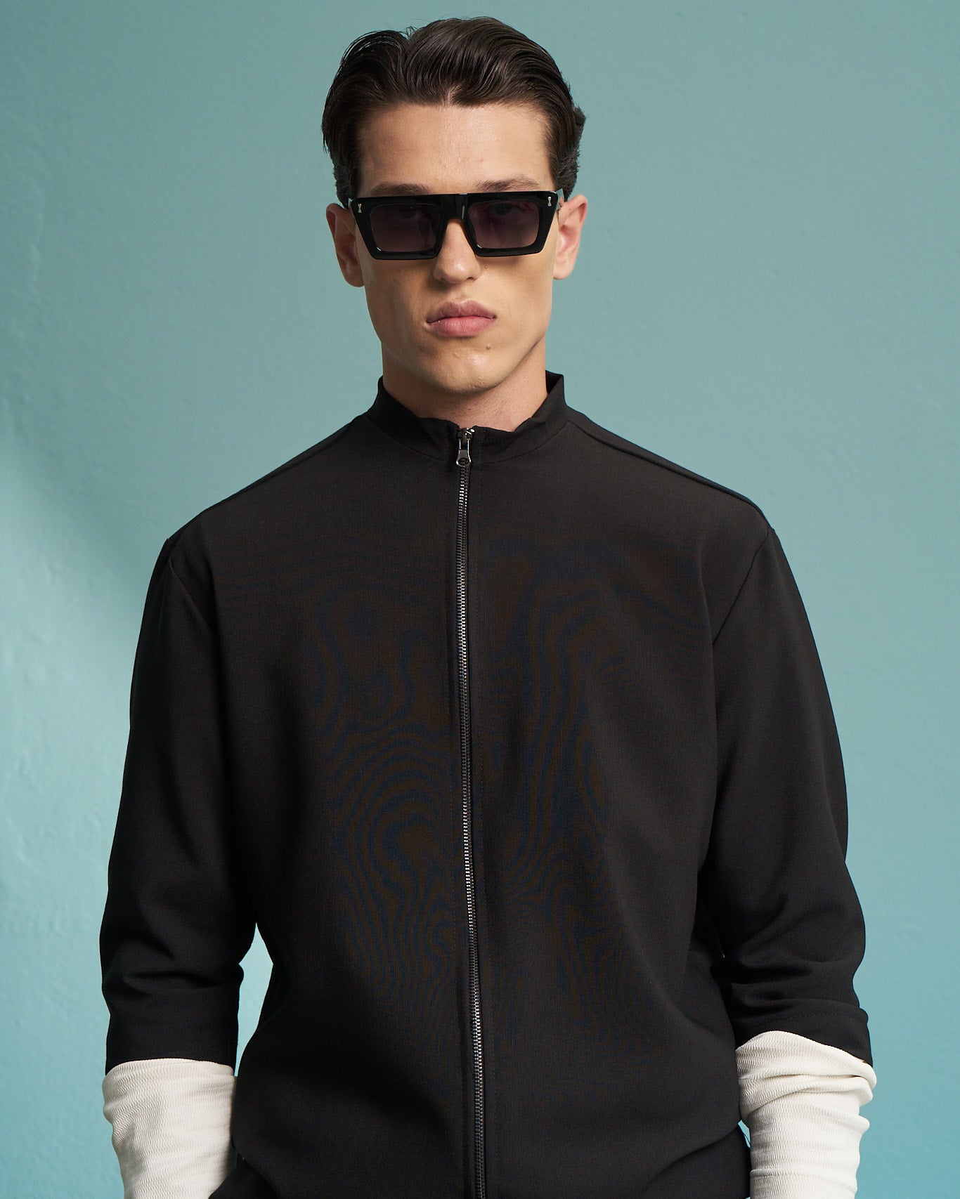 Black Minimal Zip Jacket