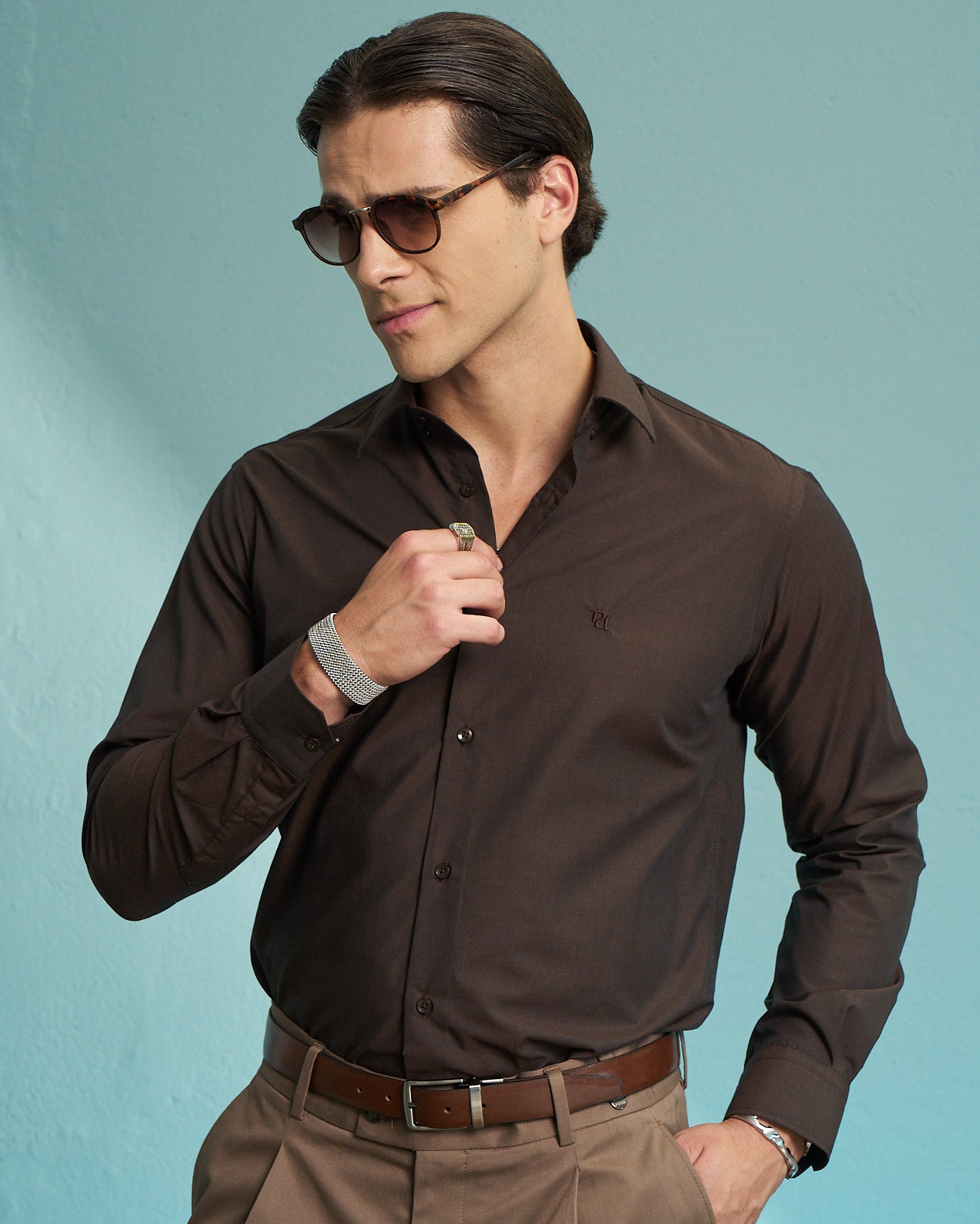 Chocolate Essential Stretch Shirt