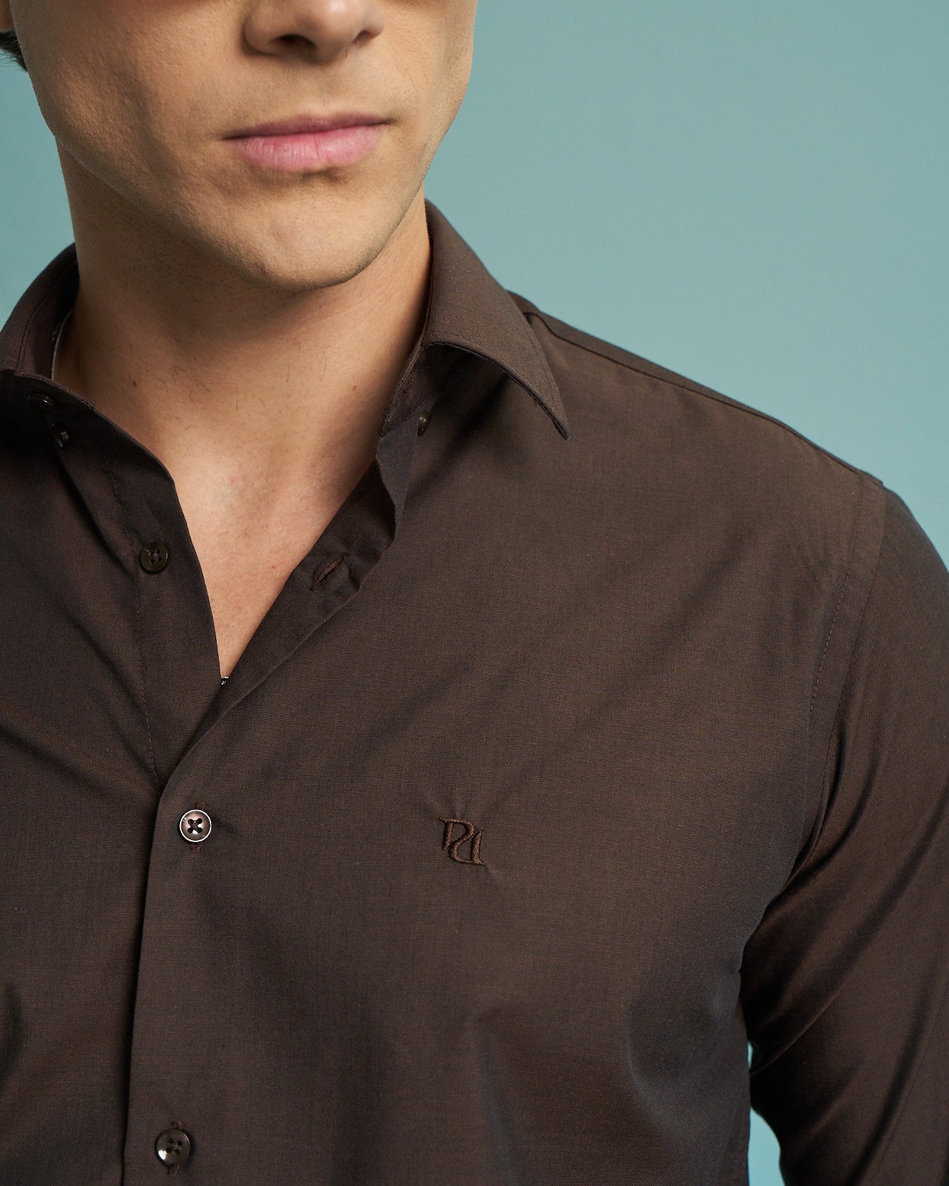 Chocolate Essential Stretch Shirt