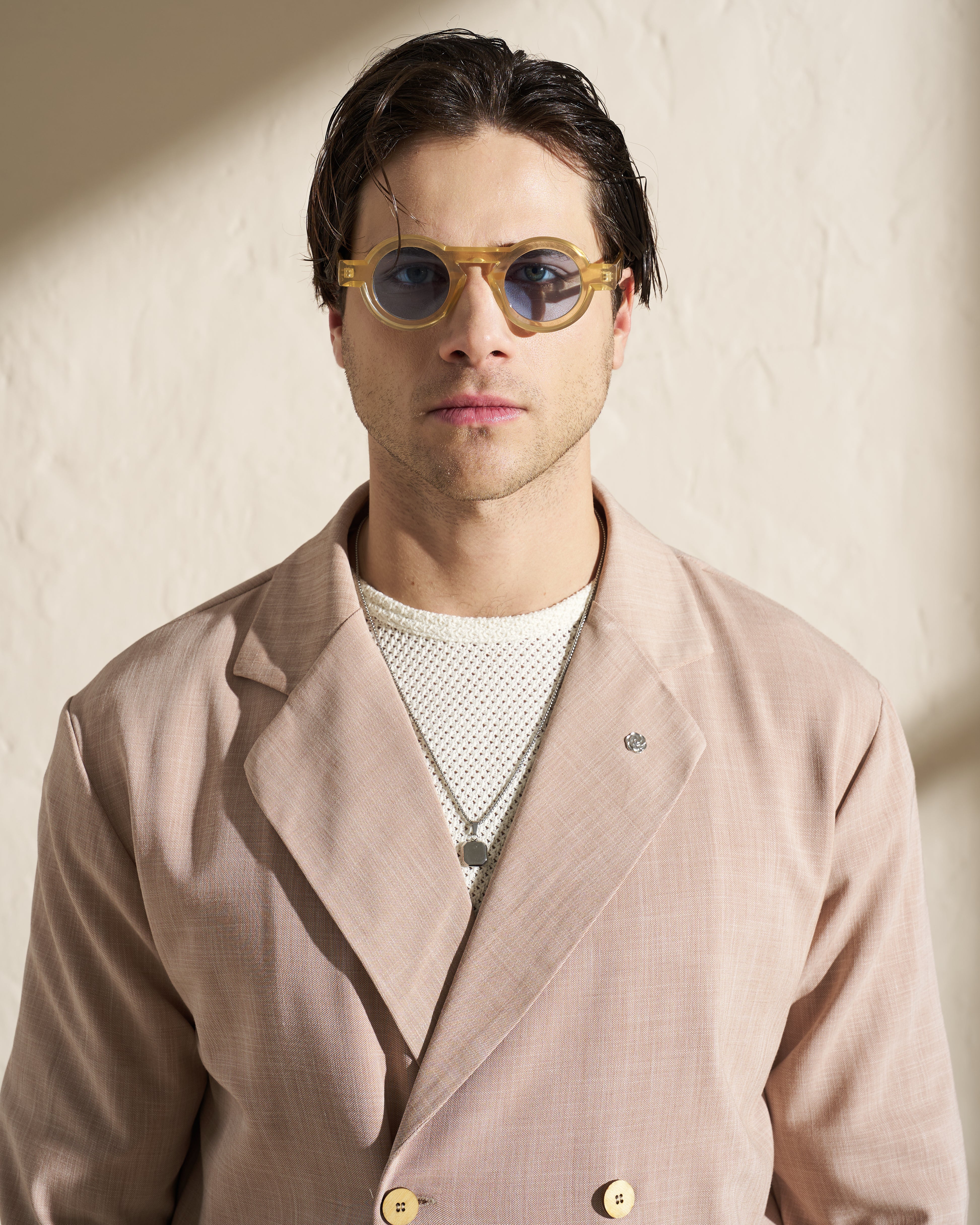 Short-Sleeve Double-Breasted Lightweight Jacket