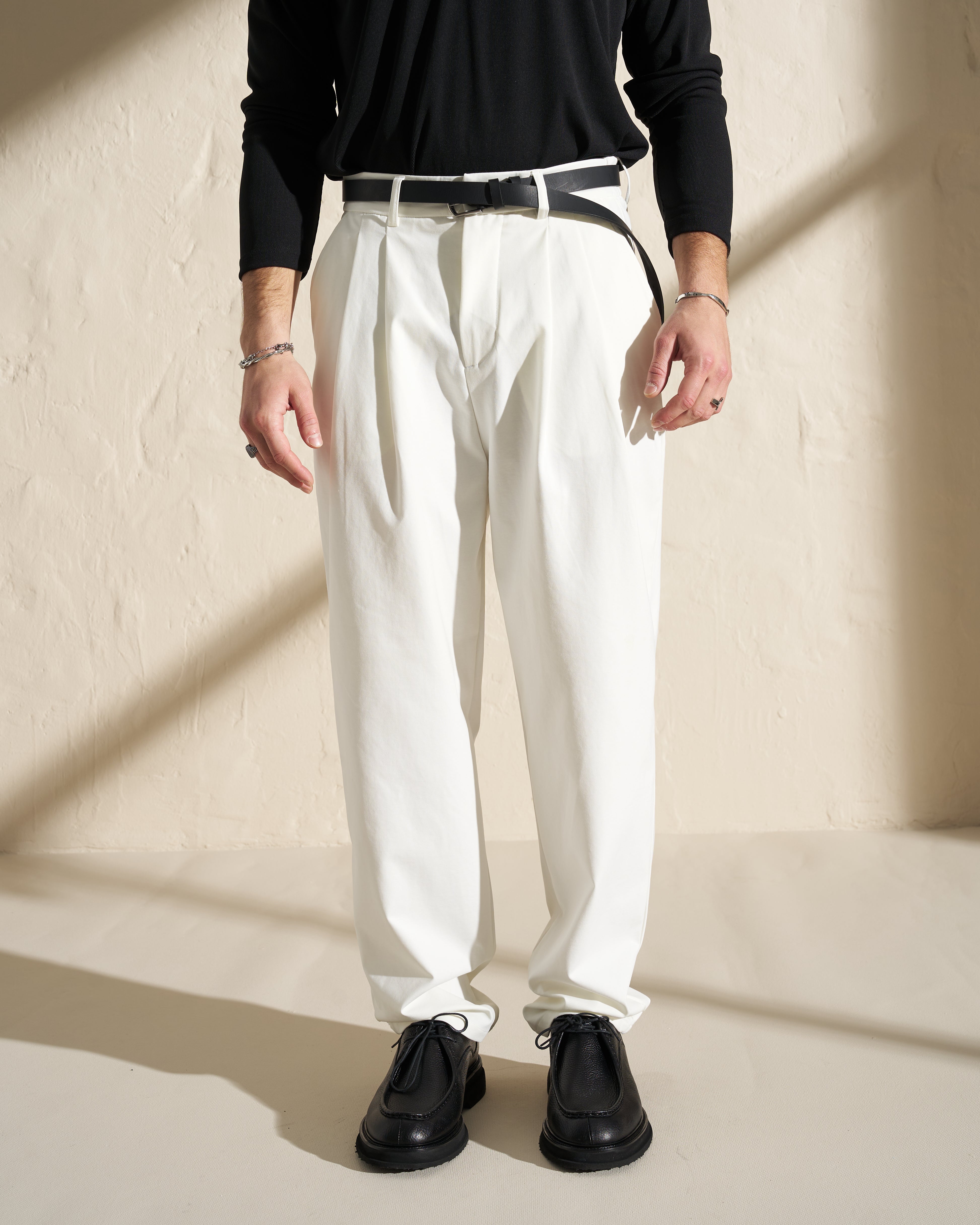 Tailored Pleated Trousers – Off White