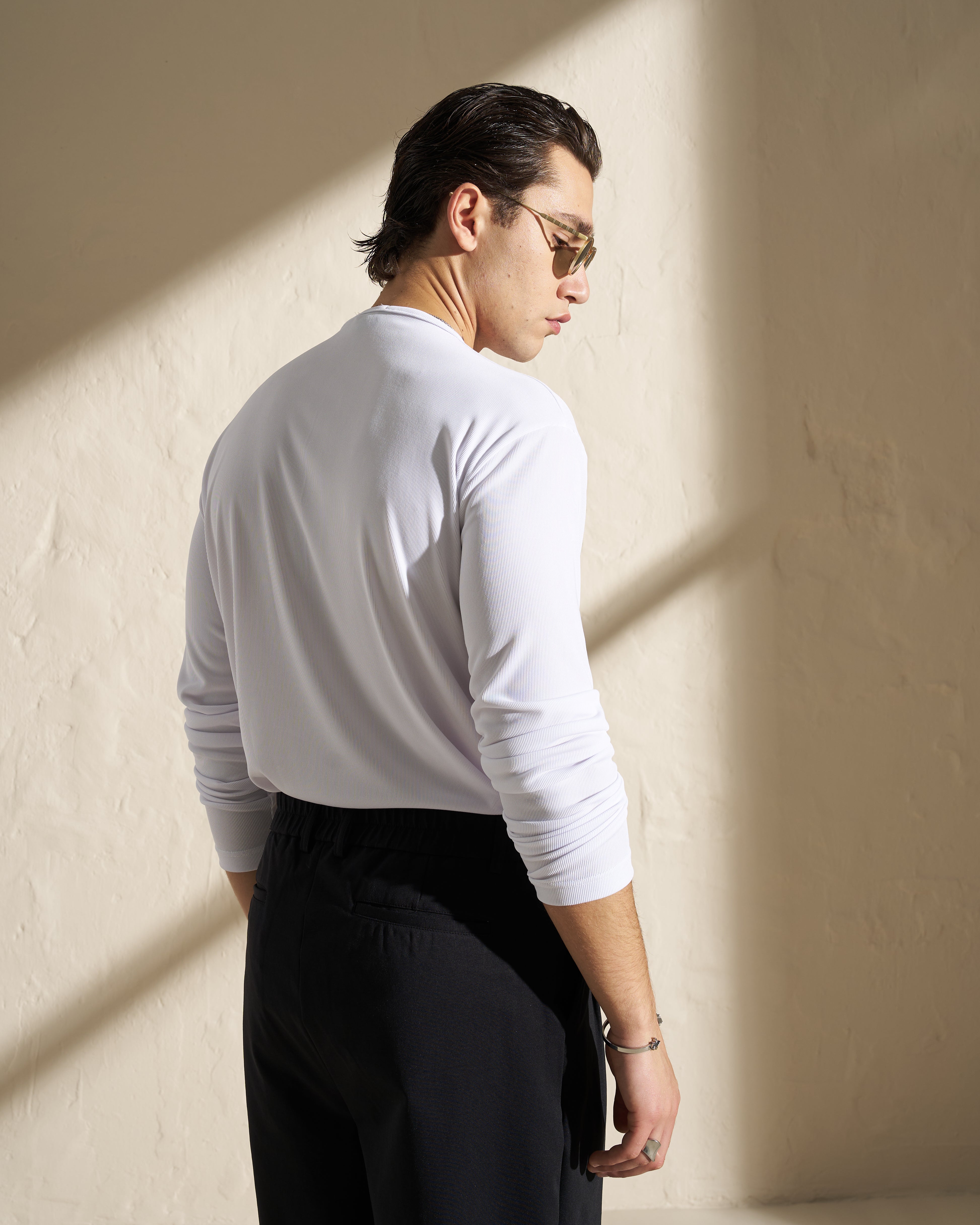 Long Sleeve Henley T-Shirt – White