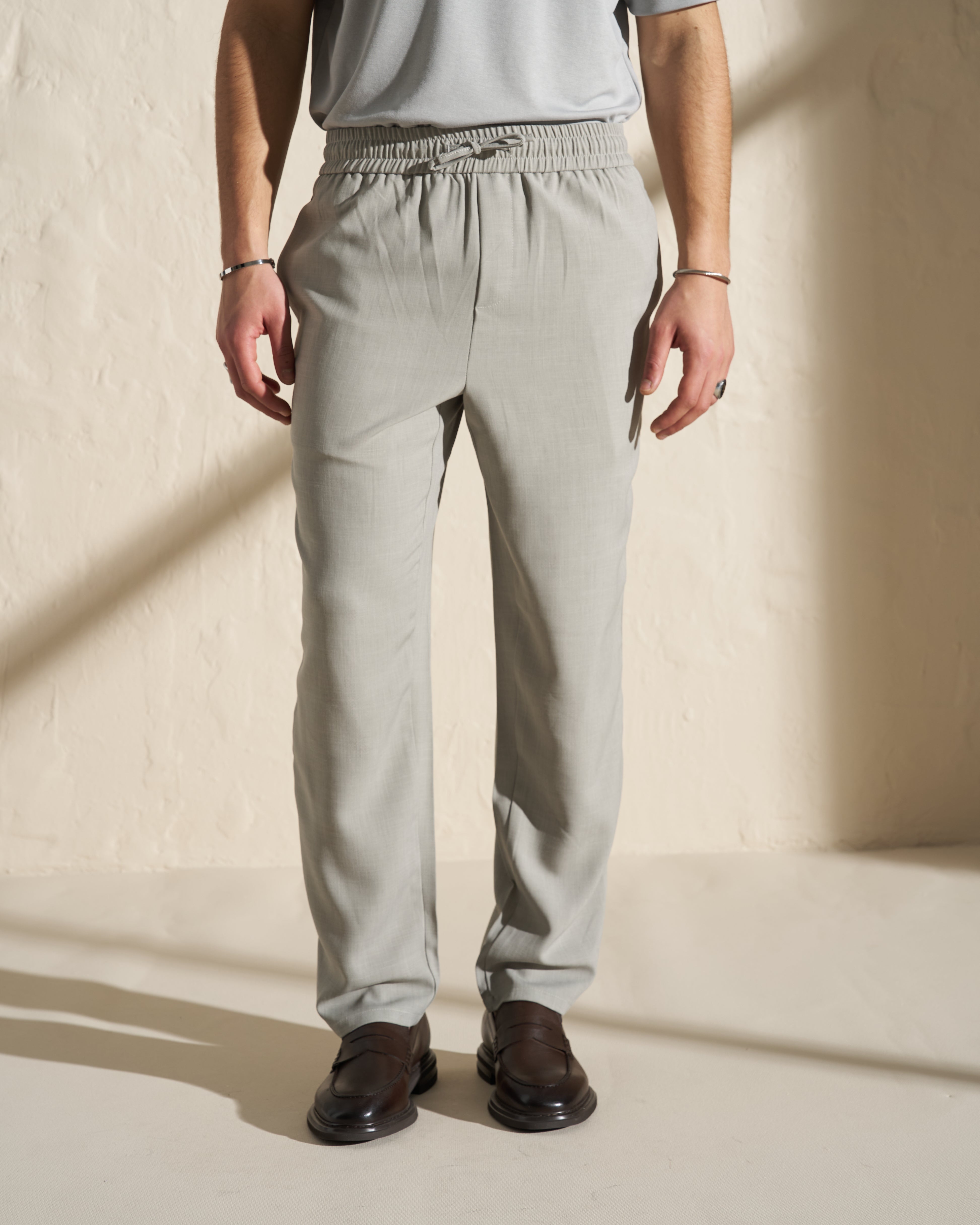 Lightweight Elastic-Waist Trousers – Sage Grey