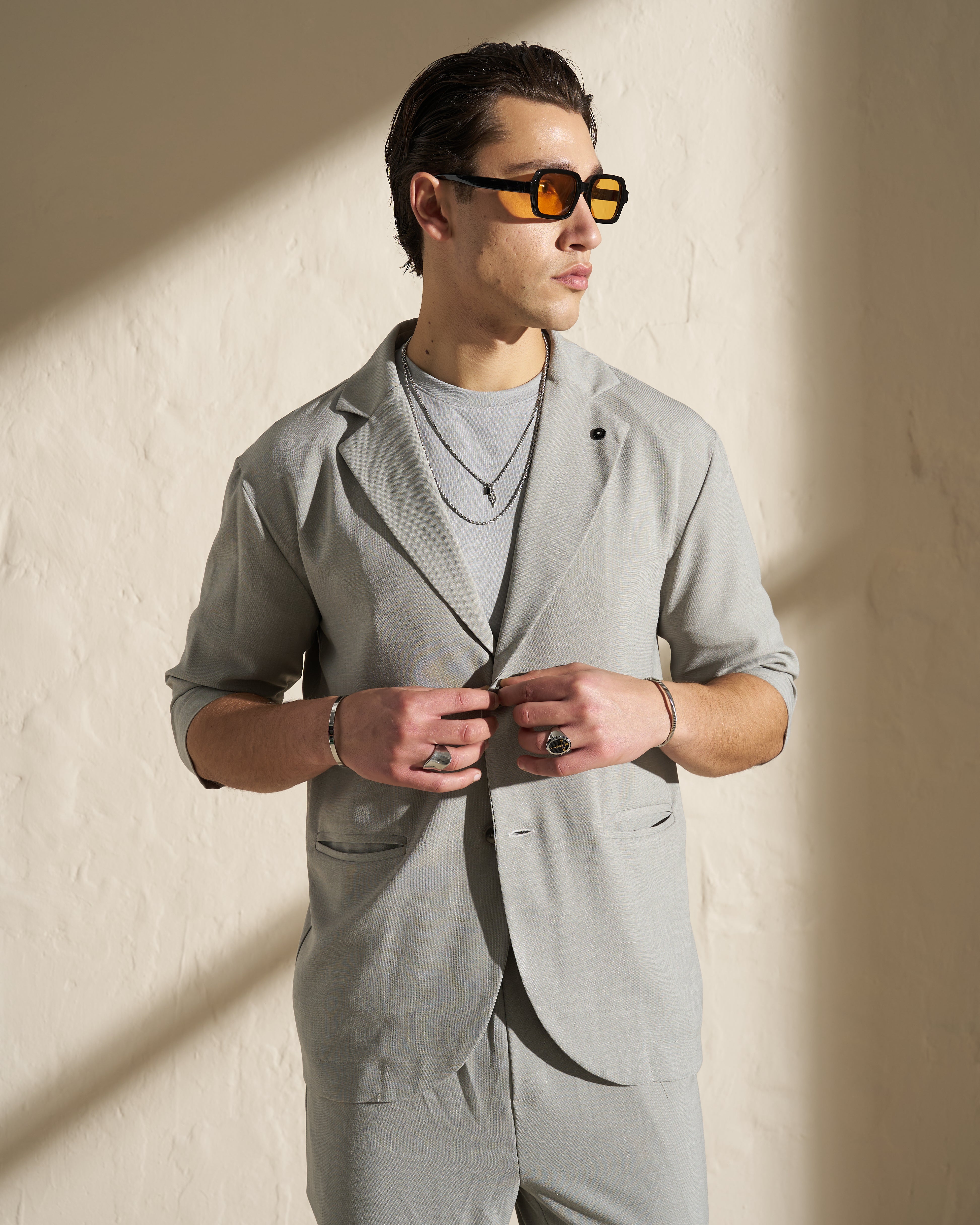 Lightweight Single-Button Blazer