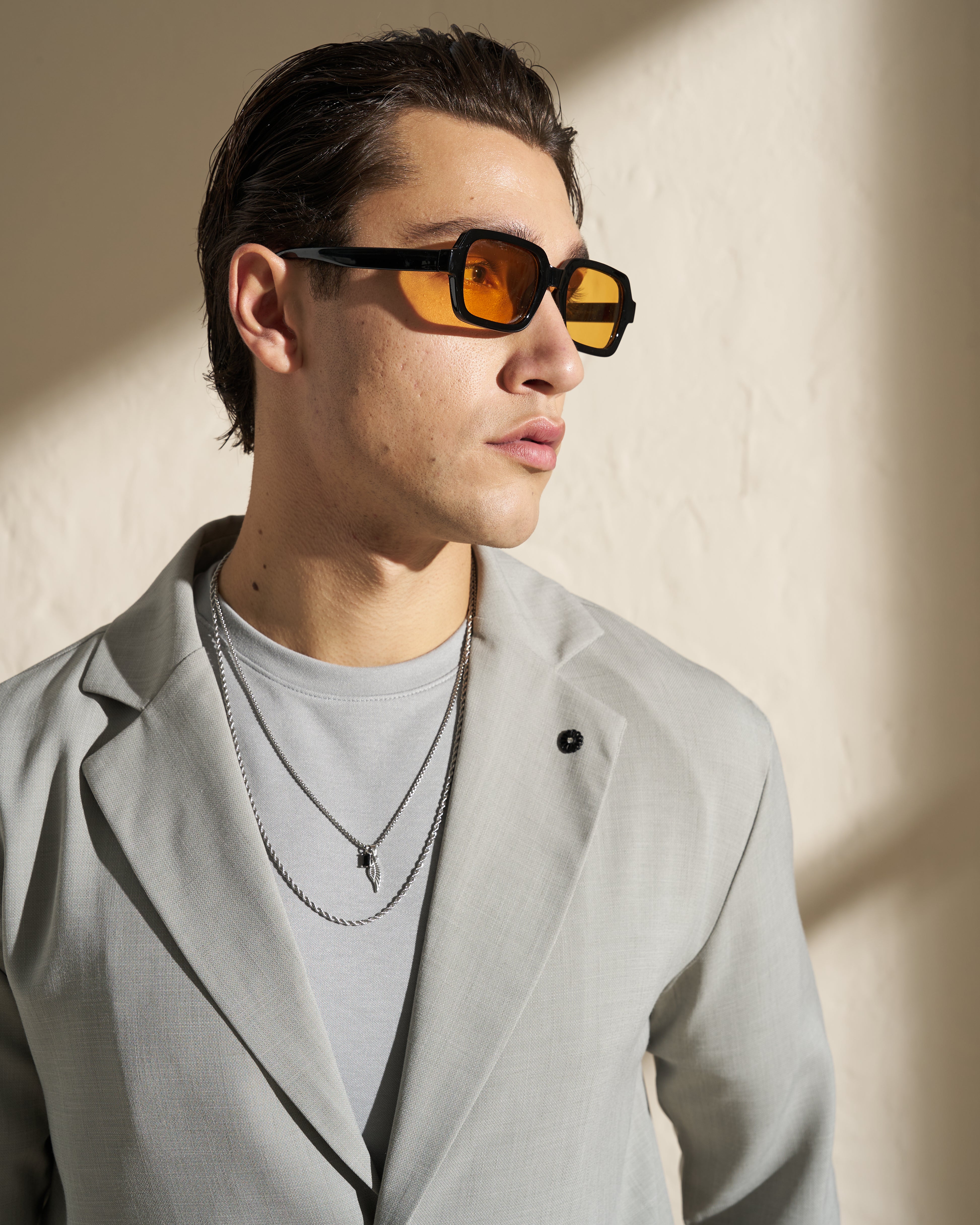 Lightweight Single-Button Blazer