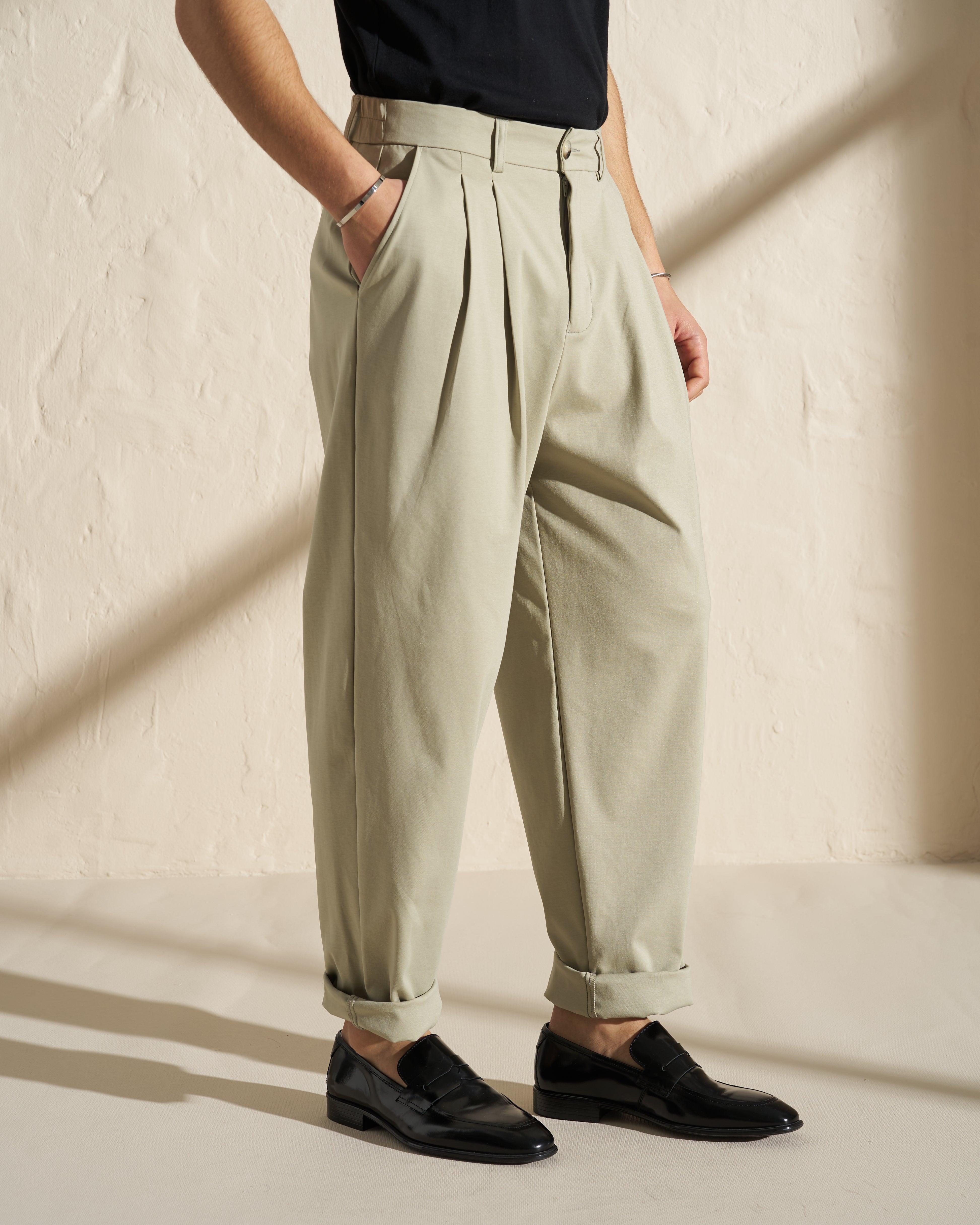 Pleated Tailored Summer Trousers