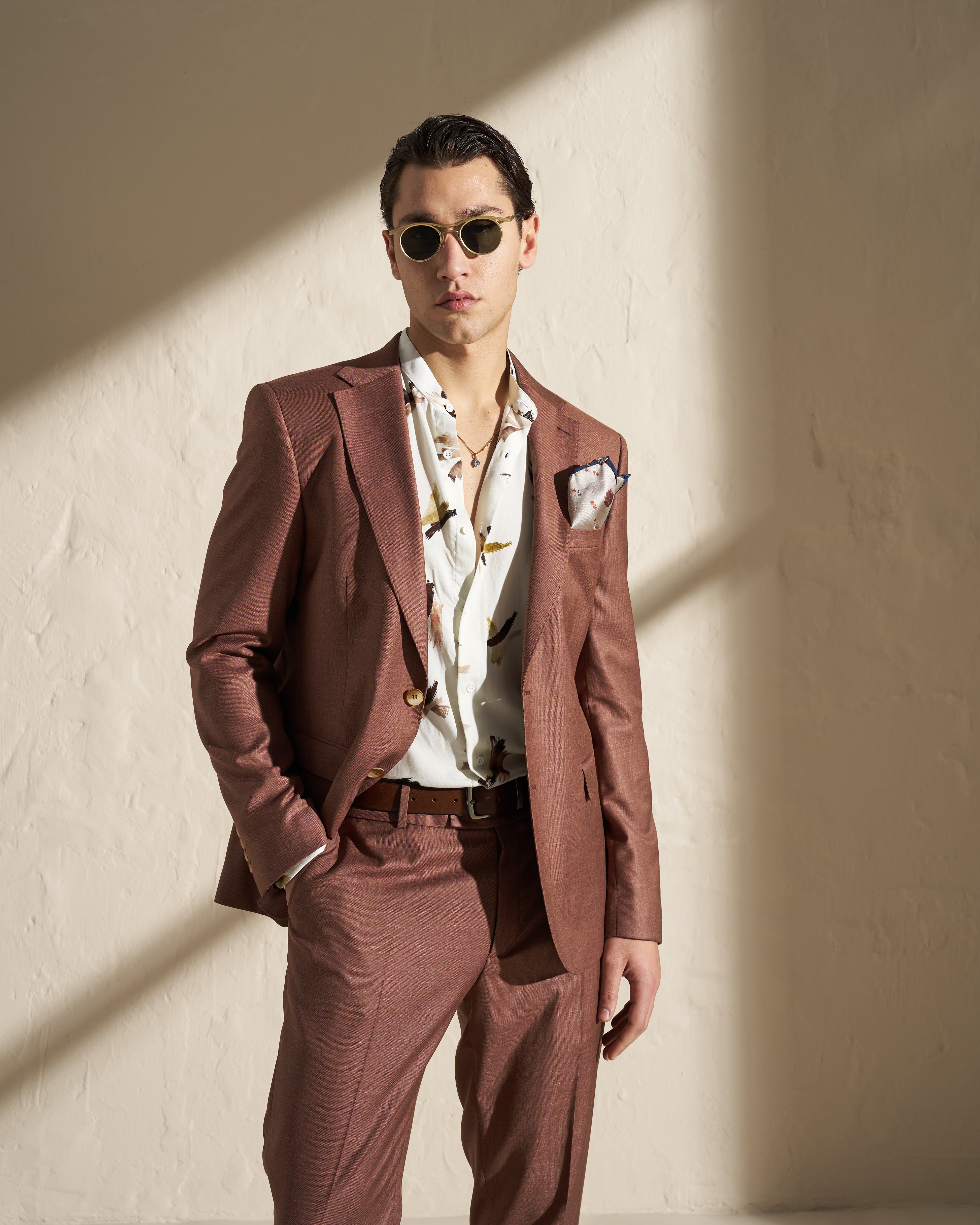 Men’s Lightweight Single-Breasted Blazer – Brown