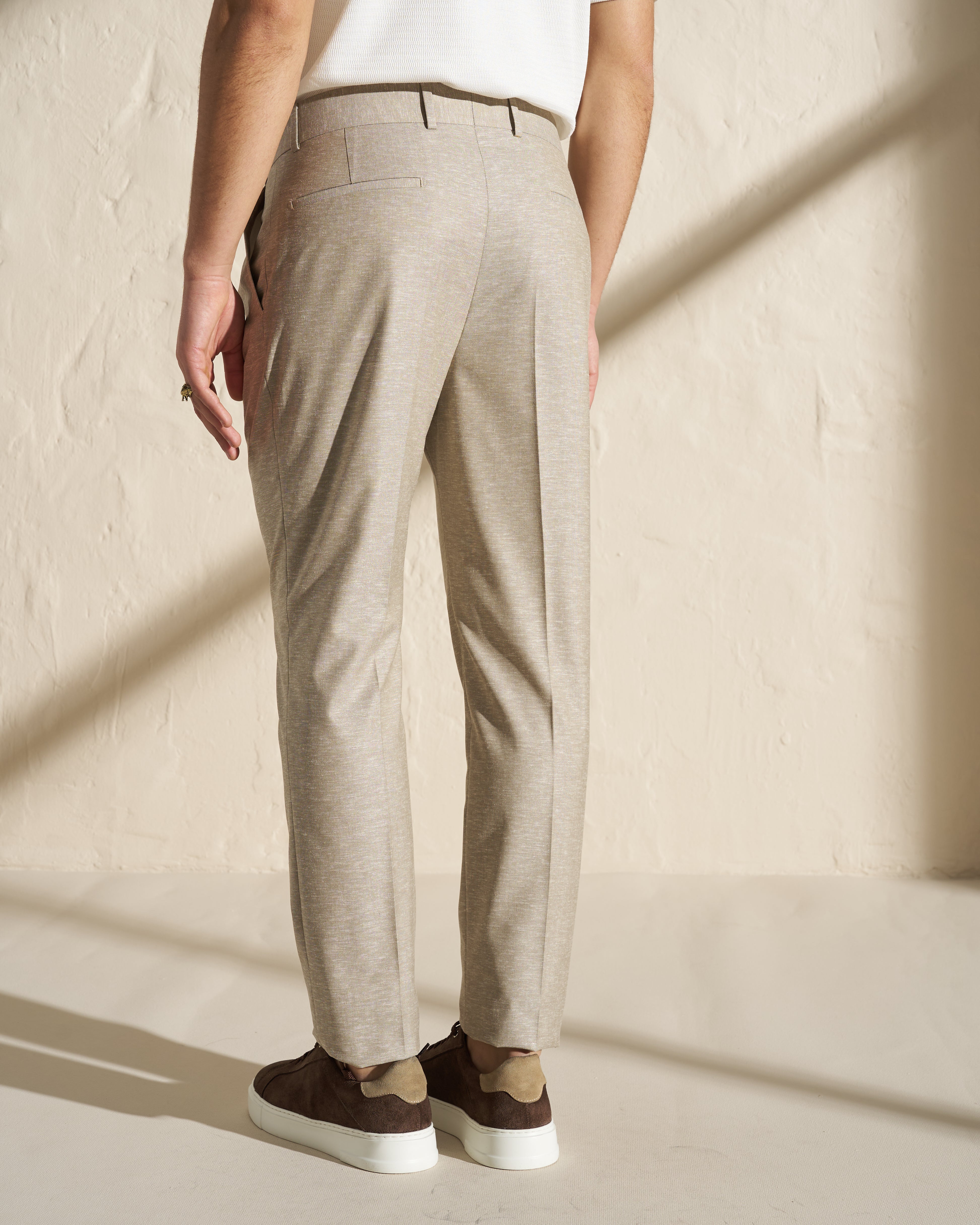 Lightweight Cotton–Linen Tailored Trousers