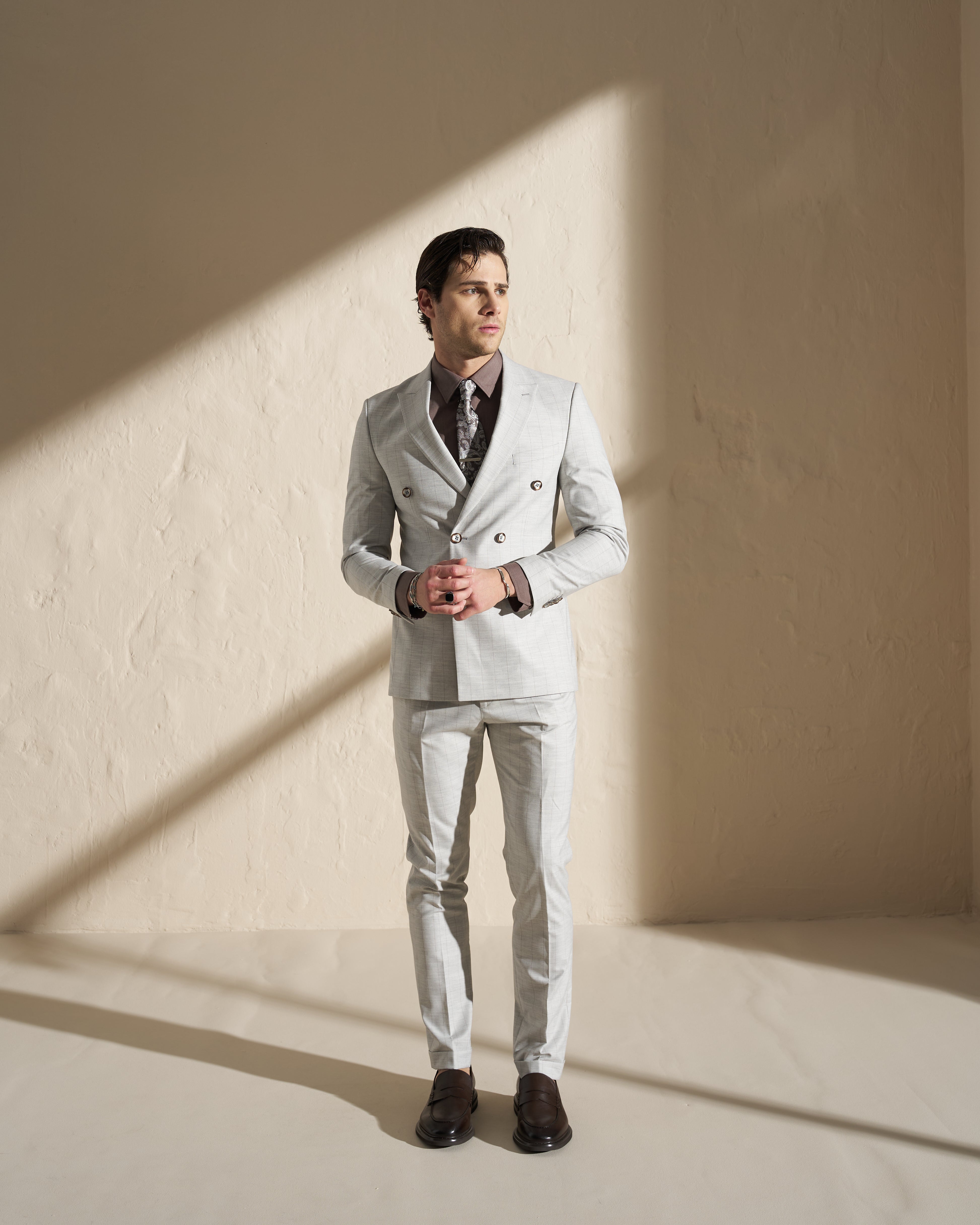 Men’s Double-Breasted Two-Piece Suit – Light Grey