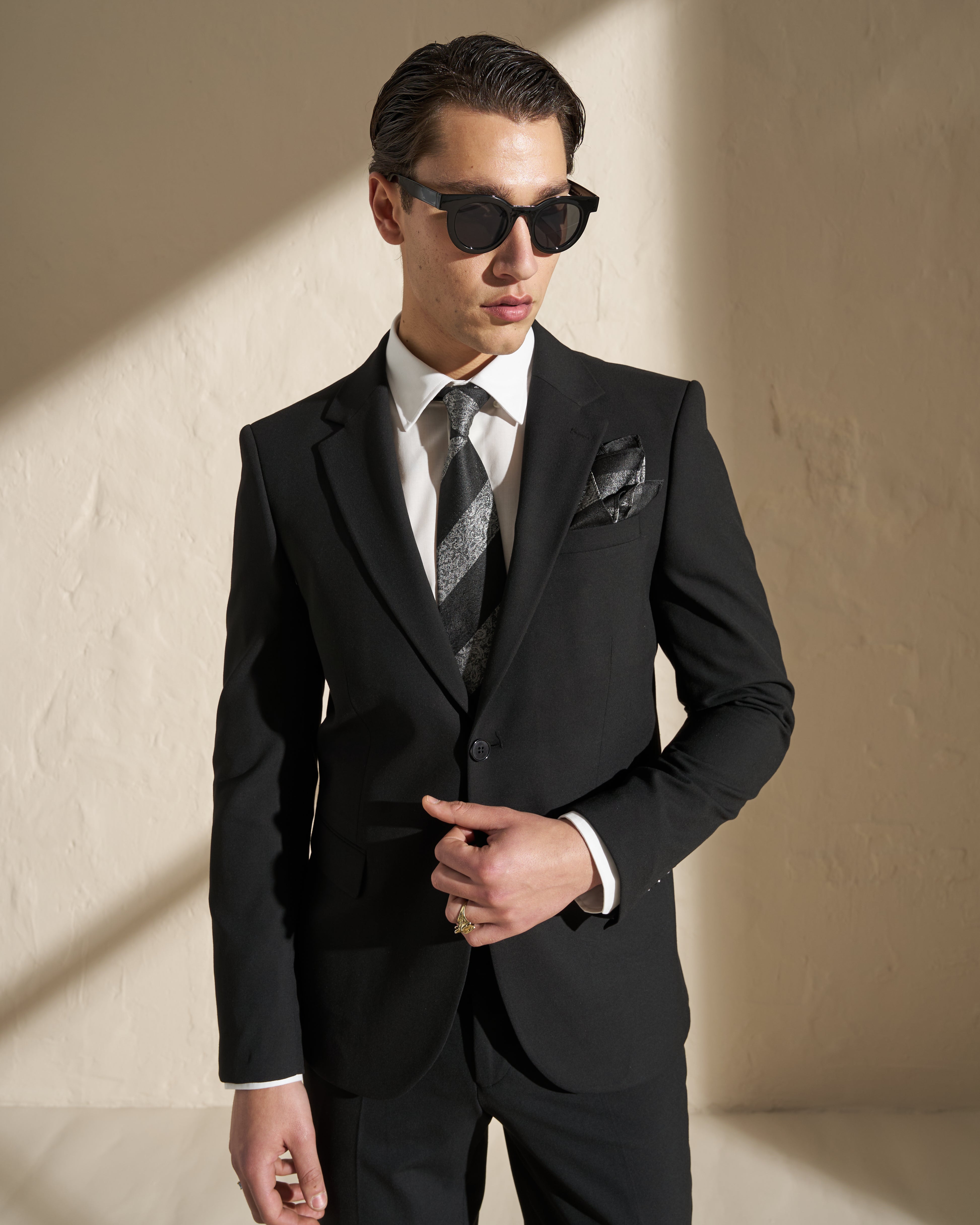 Men’s Two-Piece Suit – Black