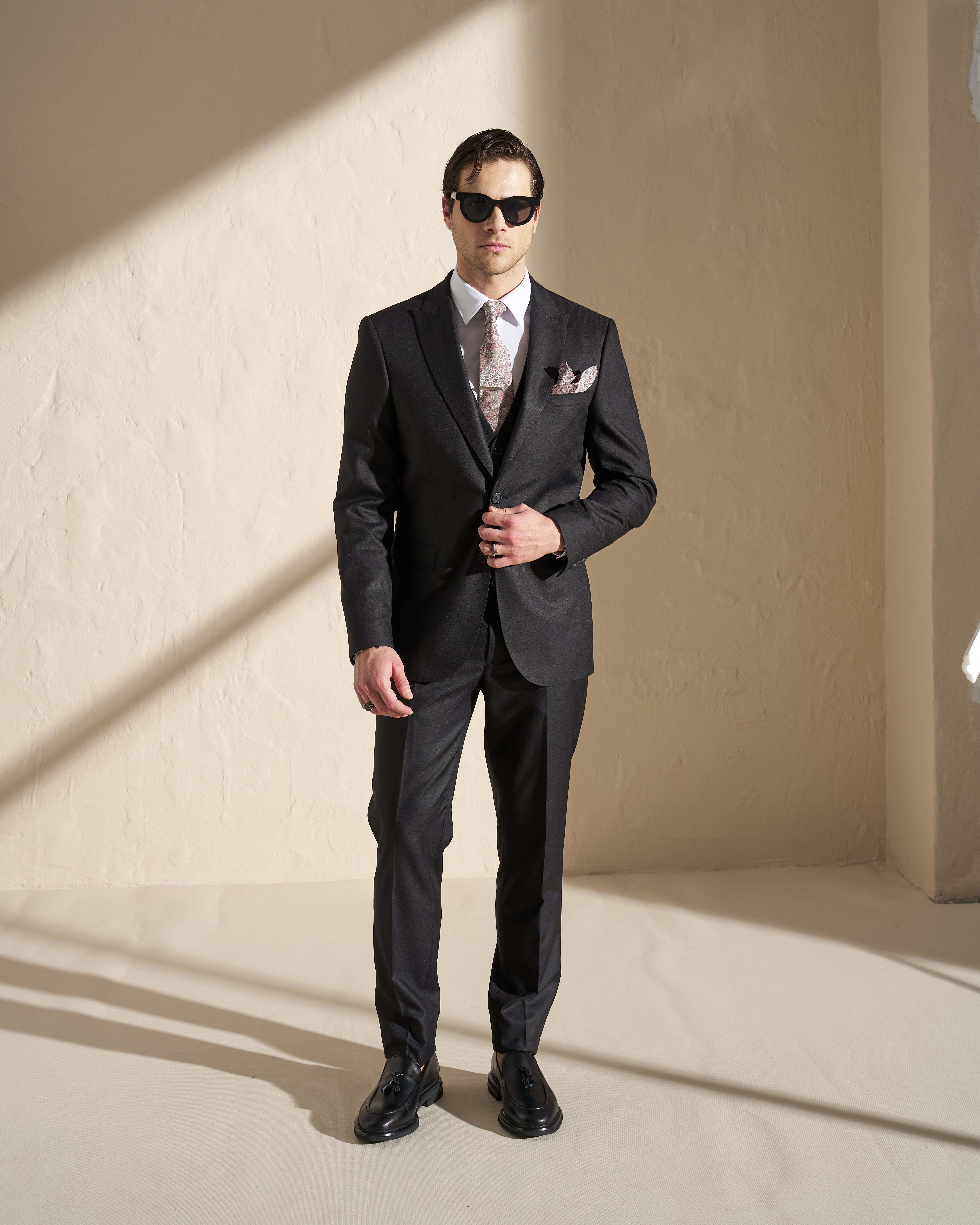 Men’s Three-Piece Suit – Black