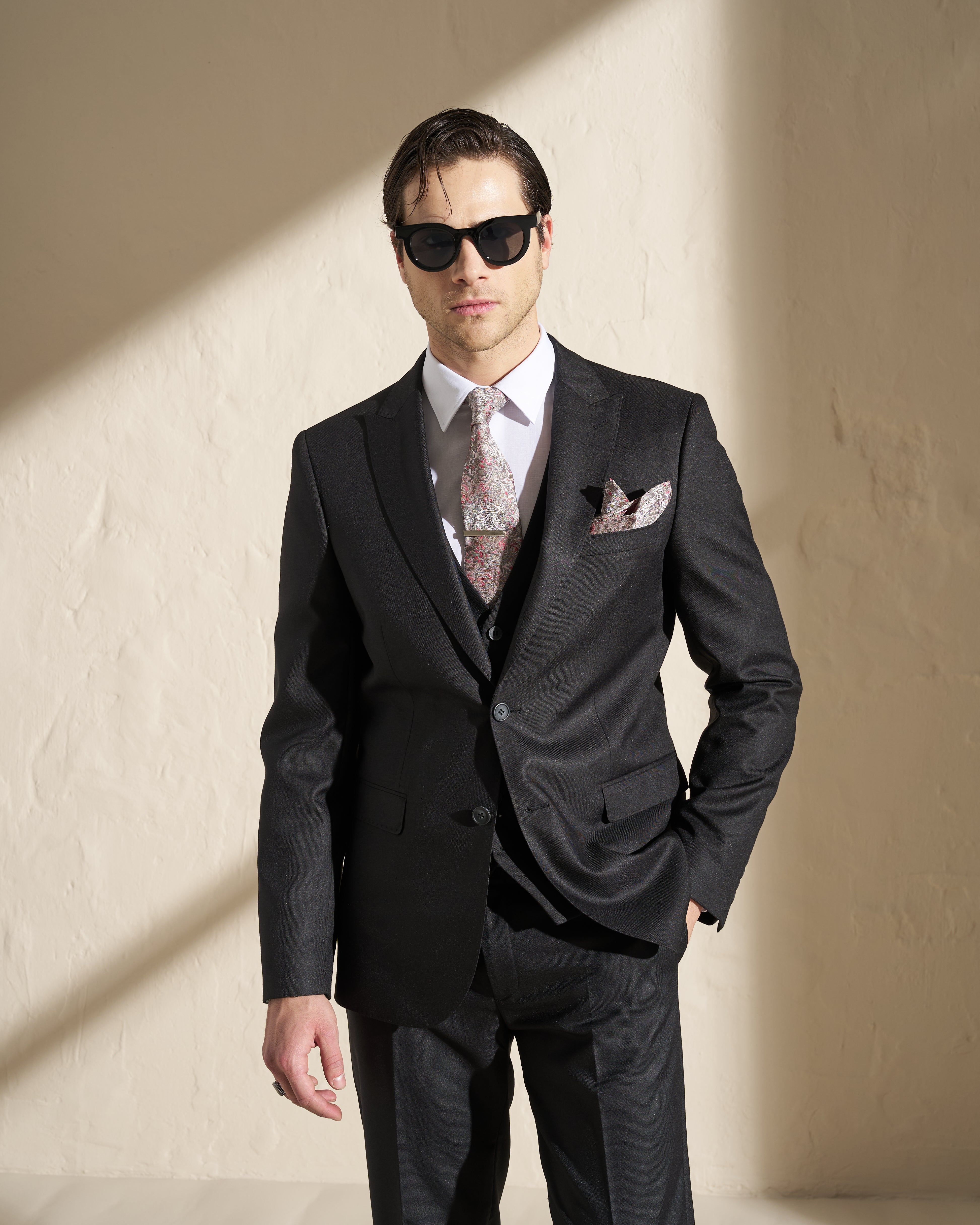 Men’s Three-Piece Suit – Black