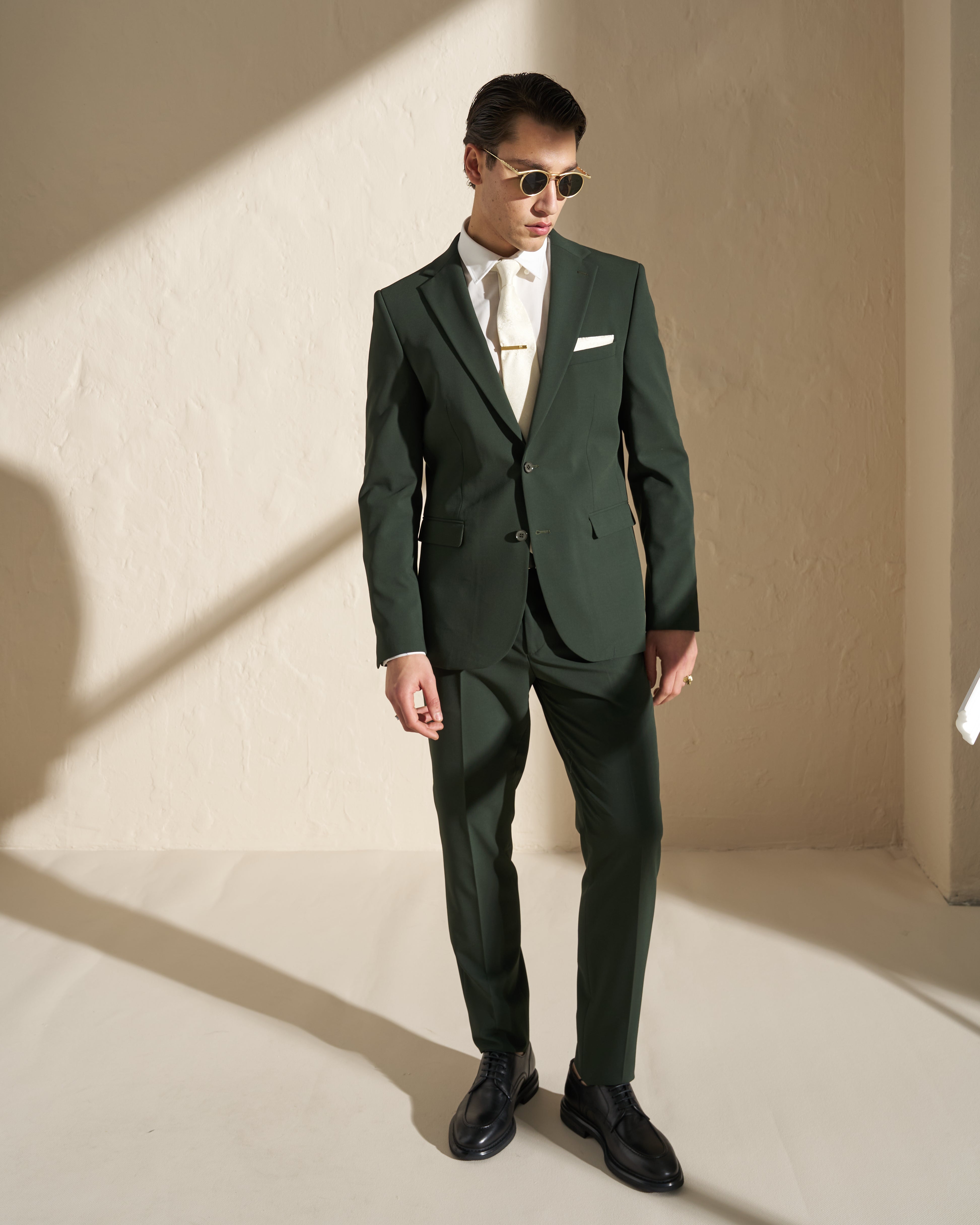 Men’s Three-Piece Suit – Dark Green