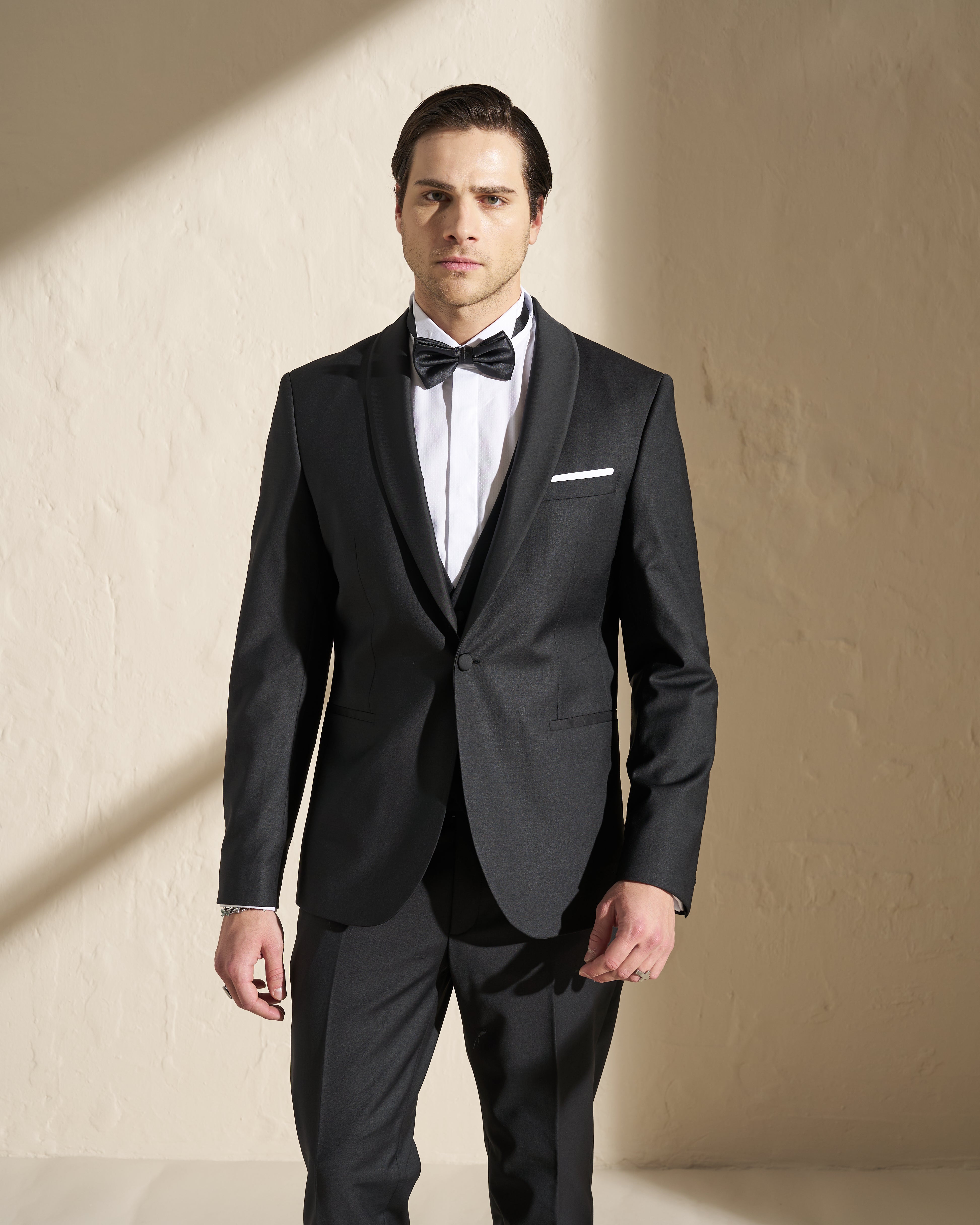 Men’s Three-Piece Smoking Suit – Black